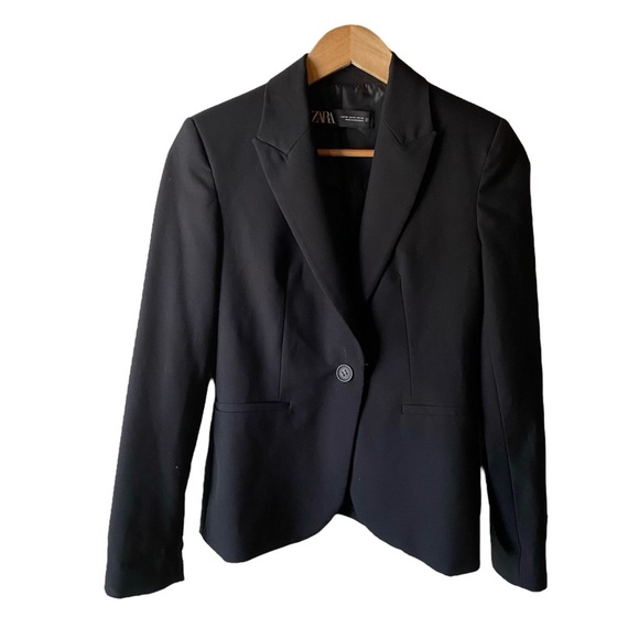 Zara Dresses & Skirts - Zara Women’s Black Blazer Single Breasted Notch Lapel Size 4 Lined Career Preppy
